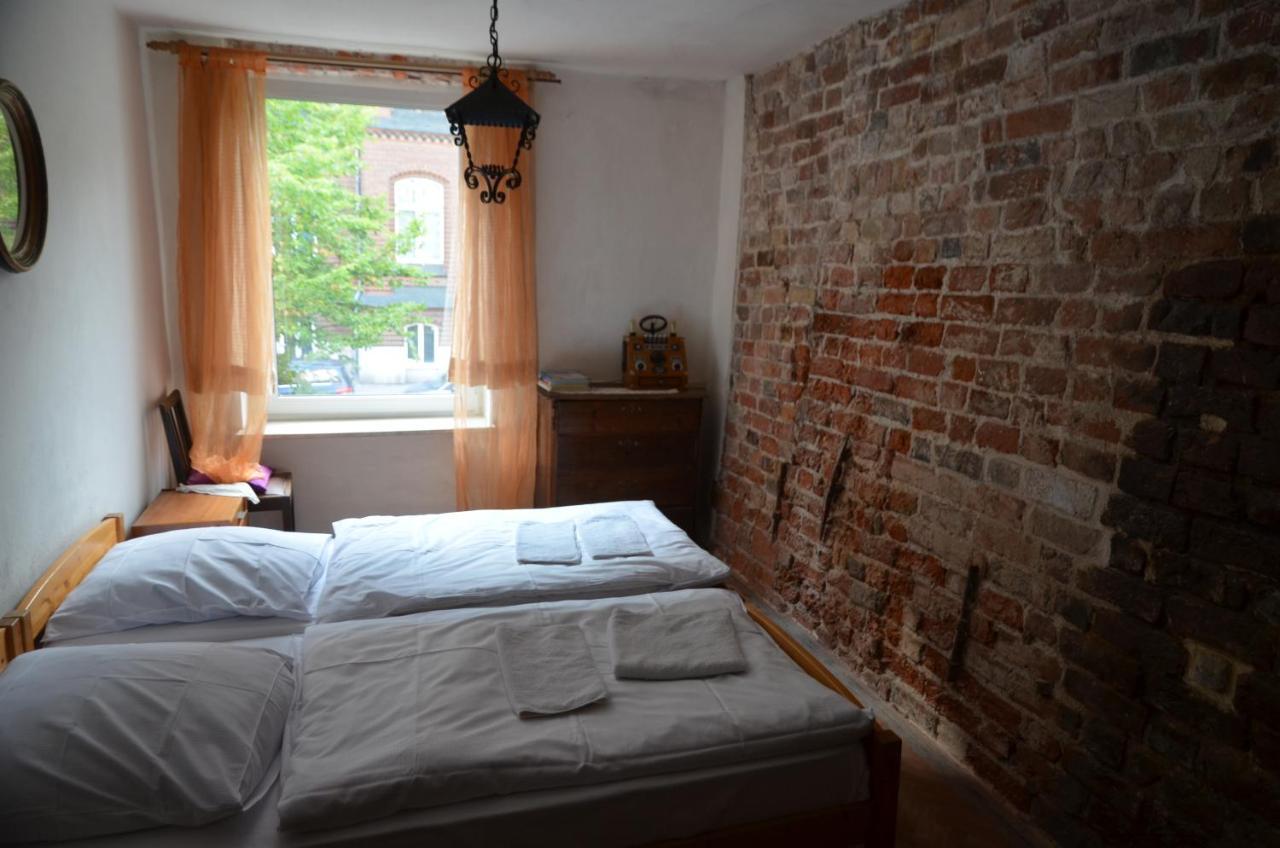 Altstadthotel Zum Goldenen Anker Lübeck Buitenkant foto